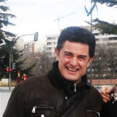 Ramon Mora .